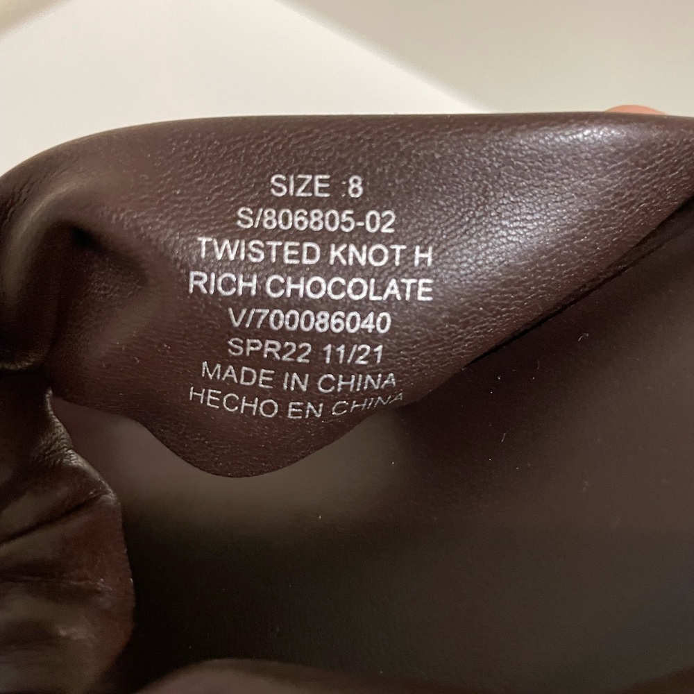 Chocolate Brown Banana Republic kitten heels-like new! - Picture 7 of 7